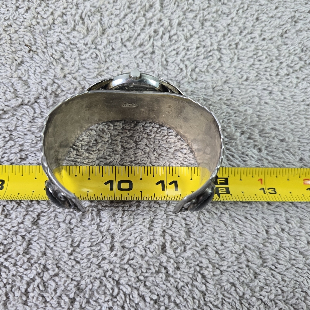 Vintage Native American Sterling Silver Cuff Bracelet With A Bolivia Watch - Picture 10 of 12